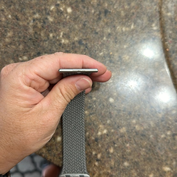 Genuine braided Apple Watch solo loop - Picture 8 of 8